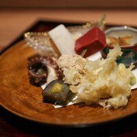 京味 もと井 - 八寸 胡麻豆腐 つぶ貝 青竹打ち(赤蒟蒻 鯛の子 蓬麩) 白魚 飯蛸 唐墨☆