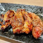 ホルモン 鉄板鍋 ゆん - 上ハラミ焼き