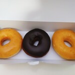 Krispy Kreme DOUGHNUTS - 