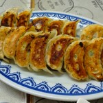 中華食堂 豊味園 - 焼き餃子@２人前　１人前が多い(笑)