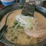 久留米ラーメン 三代目よかろうもん - 