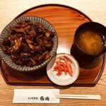 Butasute - 牛丼　上　1600円