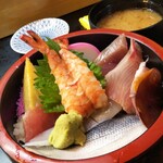 Hama Zushi - ちらし寿司