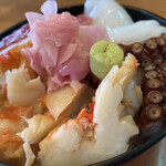 海鮮居酒屋 磯っぷ - 海鮮丼（並）800円