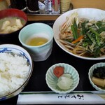 Shokudou Irokawa - 日替り定食550円(ニラもやし炒め)