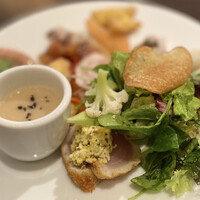THE FUNATSUYA - appetizer 後ろから