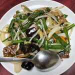 盛華楼 - ニラレバ炒め