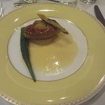 ラ・ロシェル - フォアグラのポワレーにゆっくり煮た大根とほのかな胡麻の香りと共にでございます