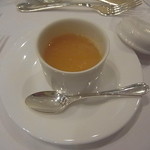 ラ・ロシェル - フラン：スッポンのスープとフカヒレを生姜のソースで