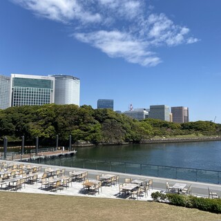 TAKESHIBA BBQ BEER GARDEN_1