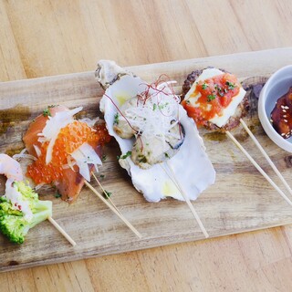 新たに加わった自慢の変わり串＆フィンガーフードを是非♪