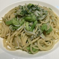 grigio la tavola - 