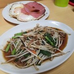 いしはら食堂 - ハムエッグ＋スタミナ炒め