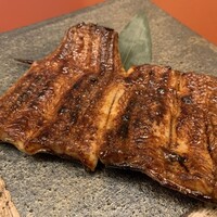 蒲焼　上（骨抜）　　　　　３６００円