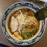 麺屋 黒船 - 醤油麺 650円