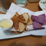 追加でオーダーした　パン