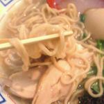 人力俥 - 鶏そばの麺アップ