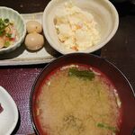 Ebisu - 味噌汁、ポテサラ、うずらの卵