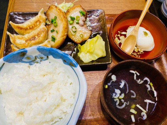 肉汁餃子のダンダダン 向ヶ丘遊園店 向ケ丘遊園 餃子 食べログ