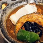 Supaisu Potto - ローストチキンと野菜カレー