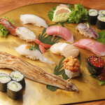 ■寿司套餐 *图为经过板前加工的饭团。