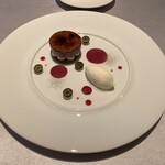 ASAHINA Gastronome - シブースト　青梅ファームのブルーベリーを使い　ラベンダーの香り、フロマージュブランのソルベを添えて