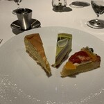 シェ・イノ - ケーキワゴン