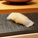 匠 進吾 - 真鯛の昆布〆