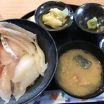海鮮処 侍 - 海鮮丼＝６００円
            ※プレオープン価格