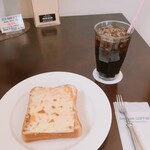 Shounan Kohi - 色々3種類のチーズトースト/冷たい珈琲
