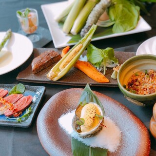 瑠璃 ディナー 野菜の甘さや香りを楽しめる まろやかなグリーンアスパラのスープと活鮑の鉄板焼 メインはa4黒毛和牛など全8品 セレブレ又はソフトドリンク1杯 凛庭 りんてい 天王寺駅前 鉄板焼き 食べログ 瑠璃 ディナー 野菜の甘さや香りを楽しめる まろやかなグリーンアスパラのスープと活鮑の鉄板焼 メインはa4黒毛和牛など全8品 セレブレ又はソフトドリンク1杯 凛庭 りんてい 天王寺駅前 鉄板焼き 食べログ