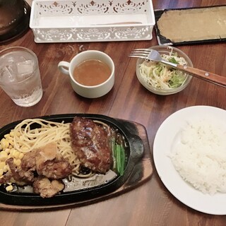 原宿 表参道 青山でおすすめの美味しいハンバーグをご紹介 食べログ 原宿 表参道 青山でおすすめの美味しいハンバーグをご紹介 食べログ