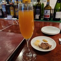 カルネジーオ イースト - 