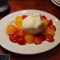 カルネジーオ イースト - 