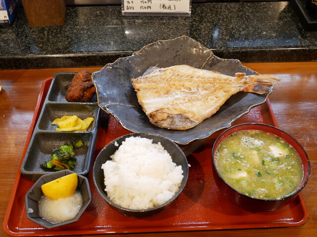 旨い魚と栄養満点味噌汁の店 千林 定食 食堂 食べログ 旨い魚と栄養満点味噌汁の店 千林 定食 食堂 食べログ