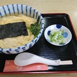 芳乃家 - 玉子とじきしめん(650円)