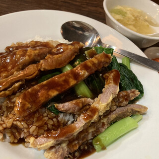 上野でおすすめのラーメン 徳島ラーメン をご紹介 食べログ 上野でおすすめのラーメン 徳島ラーメン をご紹介 食べログ