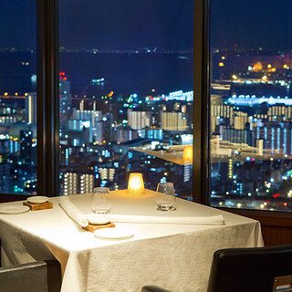 I want to visit with my loved ones. A chic space to enjoy beautiful scenery and meals