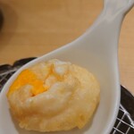 Tempura Meshi Kaneko Han Nosuke - 半熟玉子の天ぷら これはそのまま食べずにご飯の上にON THE RICE!