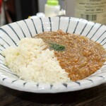 トリワイン ＰＩＫＯＳＨＨＨＵ - キーマカレーとバターライス