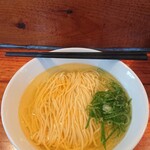 浜堂ラーメン - ラアメンの麺