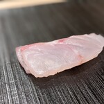 鮨みやもと - マハタ刺身　8日熟成　旨味が強い