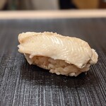 鮨みやもと - 穴子　塩で　ふわふわです