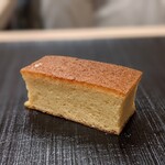 鮨みやもと - 玉子　カステラです