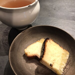 U.KAI - チーズケーキは、ベイクドチーズケーキと
      バスク風チーズケーキの２種類を食べ比べ♬