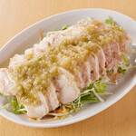 Jiang Dongyu Chicken Steamed chicken with green onion ginger sauce