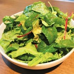 Yakiniku Akira - サッパリ塩ドレッシングのグリーンサラダ