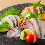 串と煮込みの元祖居酒屋 個室 門限やぶり - 