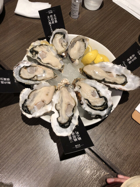シュリンプ オイスターバー 横浜モアーズ店 横浜 オイスターバー ネット予約可 食べログ