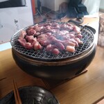 すえひろ屋 - 室内七輪BBQはかなりワイルド(笑)